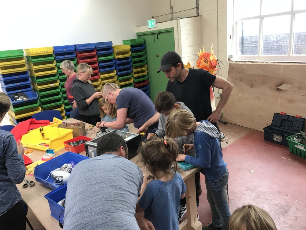 Fixit Club at Makery  2